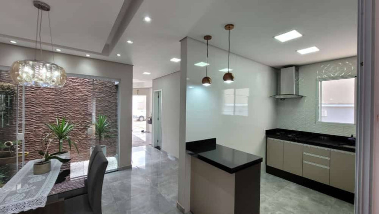 Imagem Casa de Condomínio com 3 Quartos à Venda, 130 m² em Jardim Carolina - Jundiaí