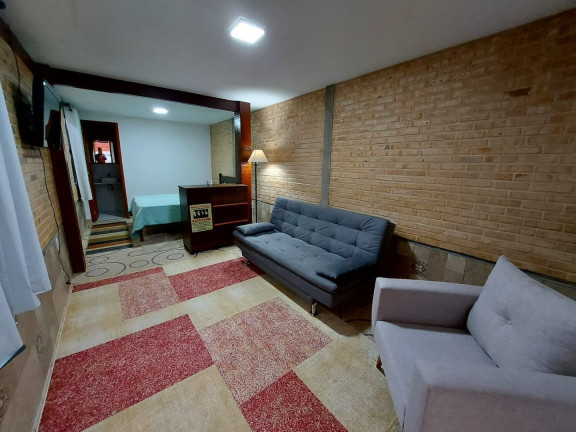 Imagem Casa com 4 Quartos à Venda, 574 m² em Granja Guarani - Teresópolis