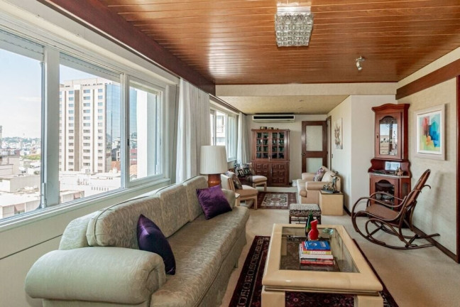 Imagem Apartamento com 3 Quartos à Venda, 185 m² em Moinhos De Vento - Porto Alegre