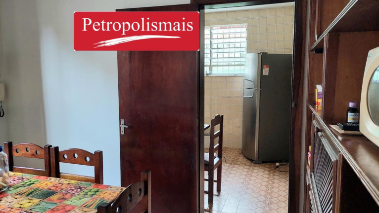 Imagem Casa com 4 Quartos à Venda, 274 m² em São Sebastião - Petrópolis