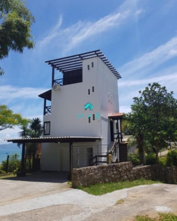 Imagem Sobrado com 3 Quartos à Venda, 108 m² em Ponta Das Canas - Florianópolis