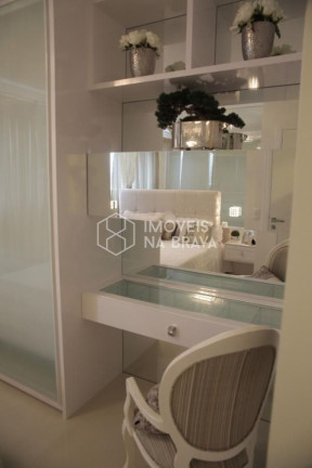 Imagem Apartamento com 2 Quartos à Venda, 72 m² em Centro - Itajaí