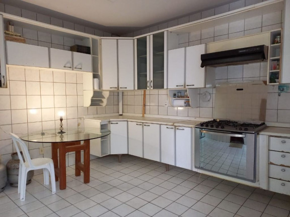 Imagem Casa com 4 Quartos à Venda ou Locação, 561 m² em Sapiranga - Fortaleza