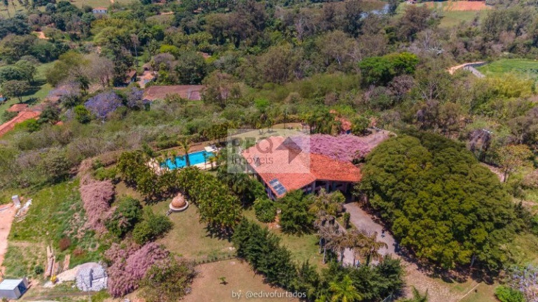Imagem Casa com 4 Quartos à Venda, 711 m² em Jardim Portugal - Valinhos