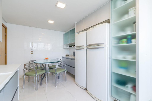 Imagem Apartamento com 4 Quartos à Venda, 224 m² em Ondina - Salvador
