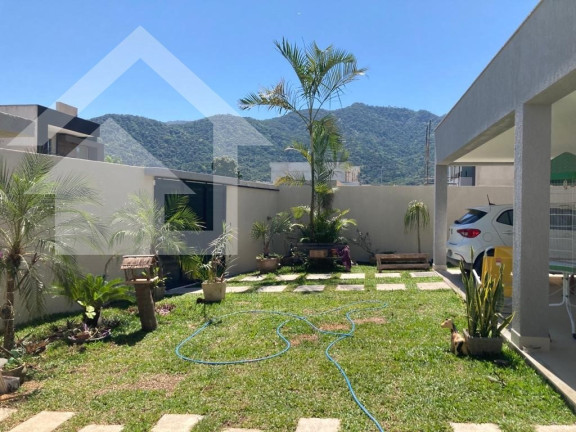 Imagem Casa com 3 Quartos à Venda, 389 m² em Vargem Pequena - Rio De Janeiro