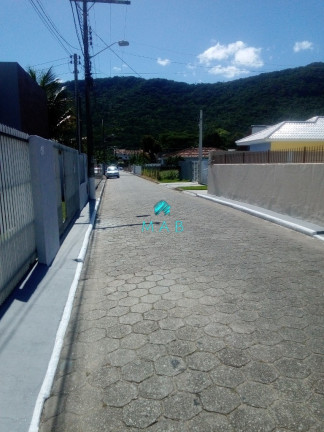 Imagem Casa com 2 Quartos à Venda, 210 m² em São João Do Rio Vermelho - Florianópolis