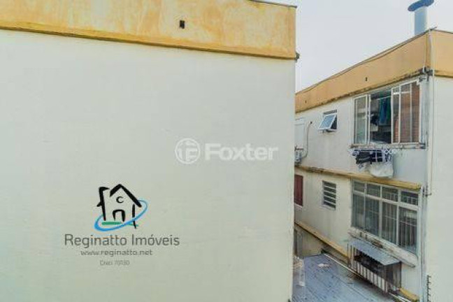 Imagem Apartamento com 4 Quartos à Venda, 83 m² em São João - Porto Alegre