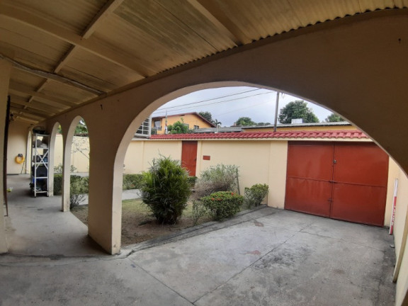 Imagem Casa com 4 Quartos à Venda,  em Aleixo - Manaus