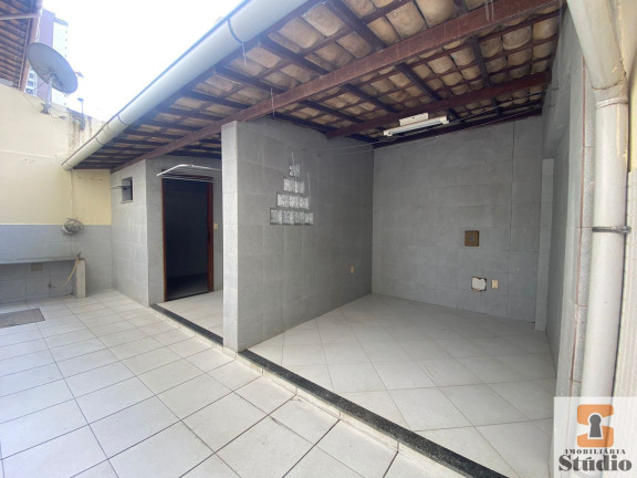 Imagem Casa com 3 Quartos à Venda, 143 m² em Santa Mônica - Feira De Santana