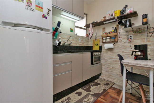 Imagem Apartamento com 1 Quarto à Venda, 75 m² em Farroupilha - Porto Alegre