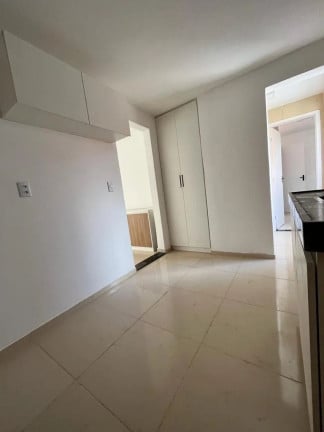 Imagem Apartamento com 3 Quartos à Venda, 81 m² em Varjota - Fortaleza