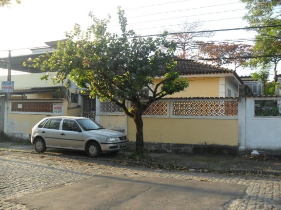 Imagem Casa com 4 Quartos à Venda, 440 m² em Campo Grande - Rio De Janeiro