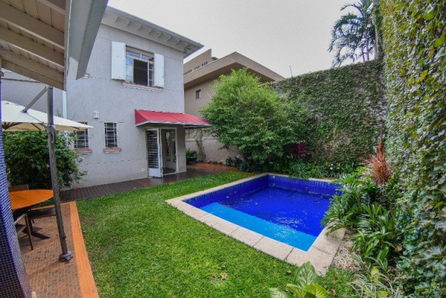 Casa com 4 Quartos à Venda, 490 m² em Vila Madalena - São Paulo