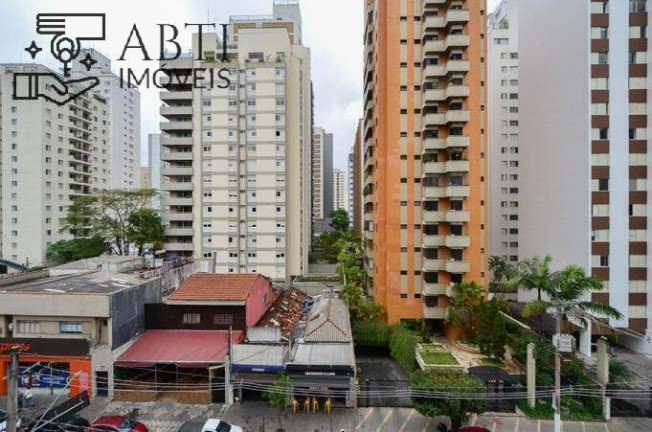 Imagem Apartamento com 3 Quartos à Venda, 73 m² em Moema - São Paulo