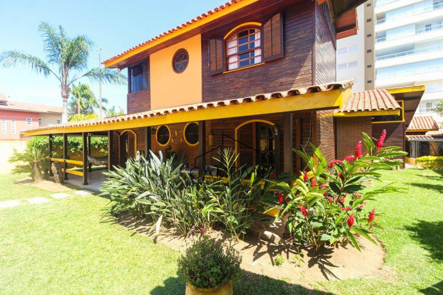 Imagem Casa com 3 Quartos à Venda, 300 m² em Indaiá - Caraguatatuba