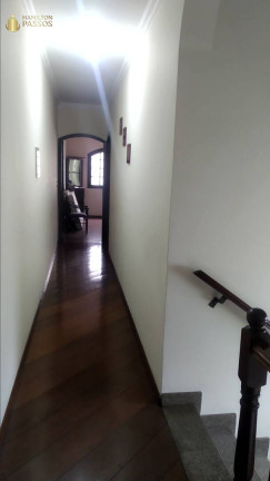 Imagem Casa com 3 Quartos à Venda, 252 m² em Vila Helena - Santo André