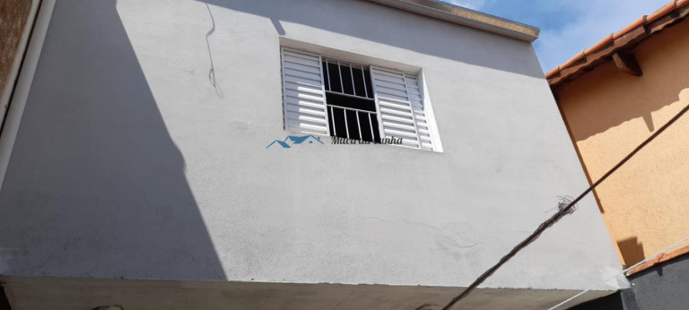 Imagem Casa com 3 Quartos à Venda, 190 m² em Parque Gerassi - Santo André