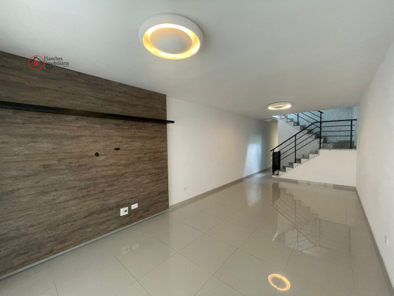 Casa com 3 Quartos à Venda, 161 m² em Vila Ema - São Paulo