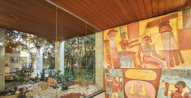 Imagem Imóvel com 4 Quartos à Venda, 150 m² em Lourdes - Belo Horizonte