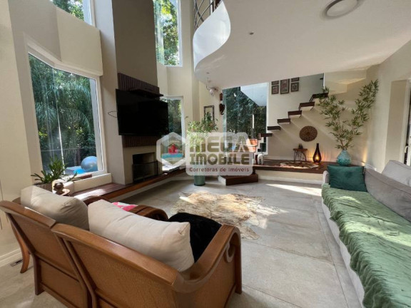 Imagem Casa com 4 Quartos à Venda, 230 m² em Itacorubi - Florianópolis