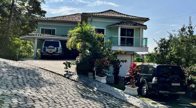 Imagem Casa com 6 Quartos à Venda,  em Itaipú - Niterói