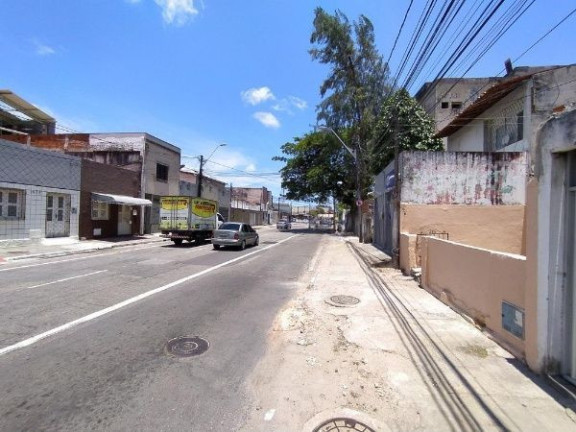 Imagem Casa com 3 Quartos à Venda, 180 m² em Benfica - Fortaleza