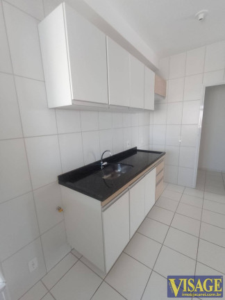 Apartamento com 2 Quartos à Venda,  em Vila Aprazivel - Jacareí