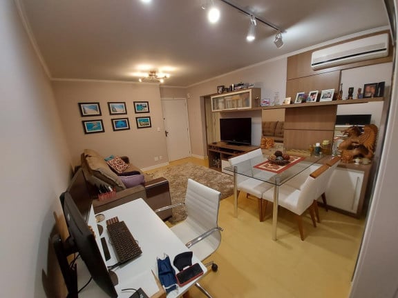 Imagem Apartamento com 1 Quarto à Venda, 48 m² em Jardim Botânico - Porto Alegre