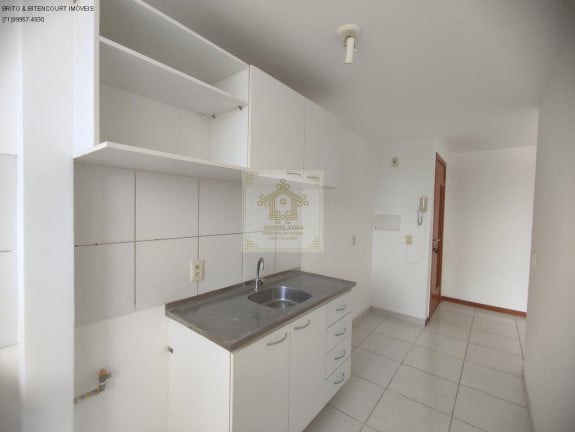 Imagem Apartamento com 3 Quartos à Venda, 65 m² em Itapuã - Salvador