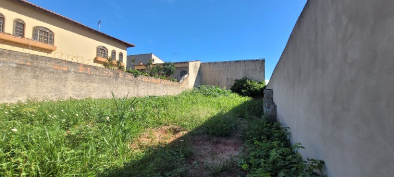 Foto do imóvel: Terreno à Venda, 360 m² em Estância Monazítica - Serra