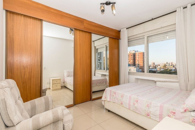 Imagem Apartamento com 3 Quartos à Venda, 109 m² em Floresta - Porto Alegre