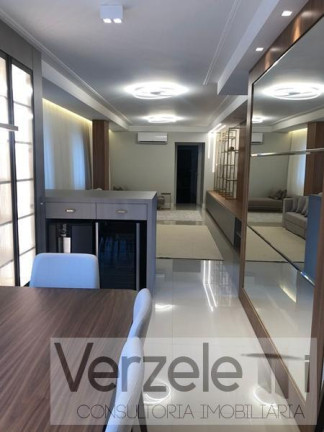 Imagem Apartamento com 3 Quartos à Venda, 136 m² em Centro - Balneário Camboriú