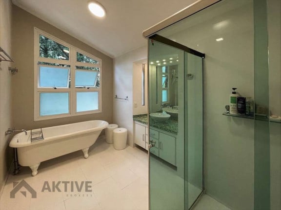 Imagem Casa de Condomínio com 4 Quartos à Venda, 314 m² em Granja Viana - Cotia