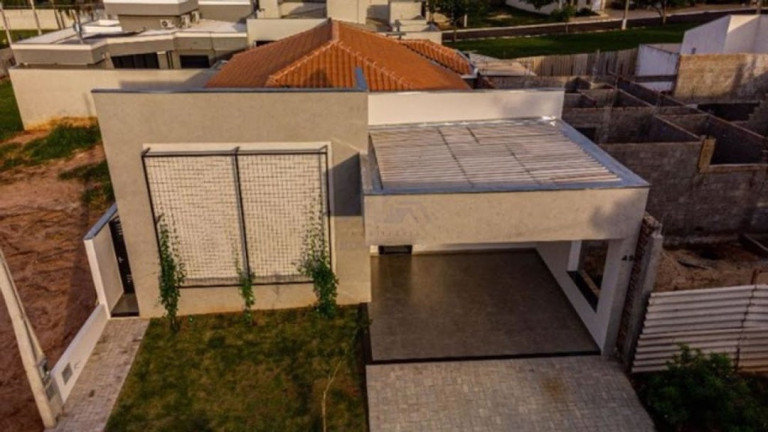 Imagem Casa com 3 Quartos à Venda, 171 m² em Pinheiros - Araçatuba