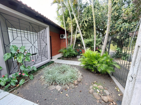 Imagem Casa com 3 Quartos à Venda,  em Vila Jardim - Porto Alegre