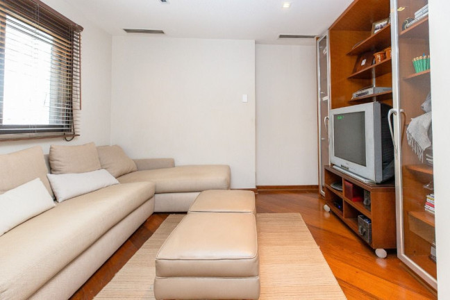 Imagem Apartamento com 4 Quartos à Venda, 220 m² em Moema - São Paulo