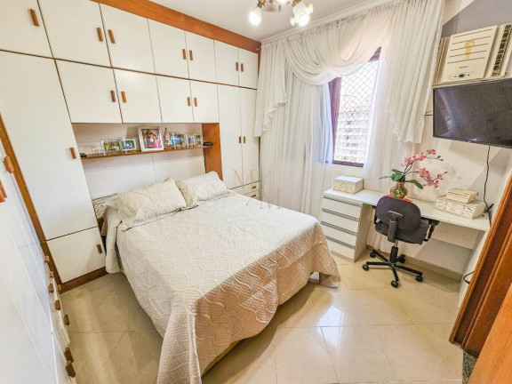 Imagem Apartamento com 3 Quartos à Venda, 137 m² em Aparecida - Santos