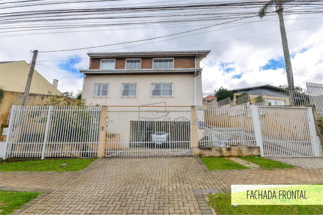 Imagem Casa com 3 Quartos à Venda, 307 m² em São Lourenço - Curitiba
