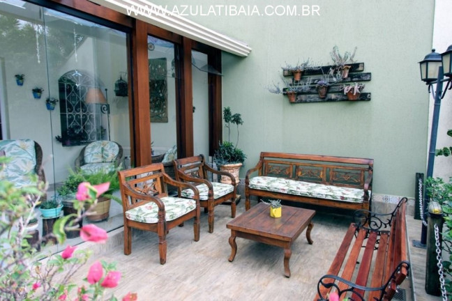 Imagem Casa com 3 Quartos à Venda, 480 m² em Vila Petrópolis - Atibaia