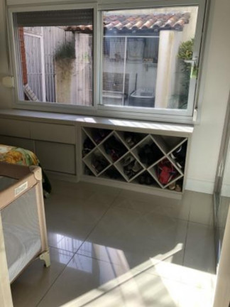 Imagem Apartamento com 2 Quartos à Venda, 75 m² em Moinhos De Vento - Porto Alegre