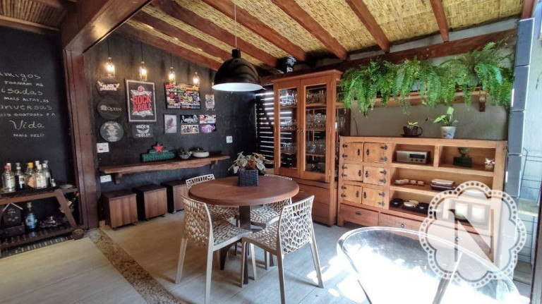 Imagem Casa com 3 Quartos à Venda, 167 m² em Suarão - Itanhaém