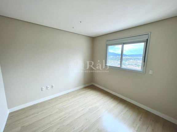 Imagem Apartamento com 4 Quartos à Venda, 140 m² em Centro - Balneário Camboriú