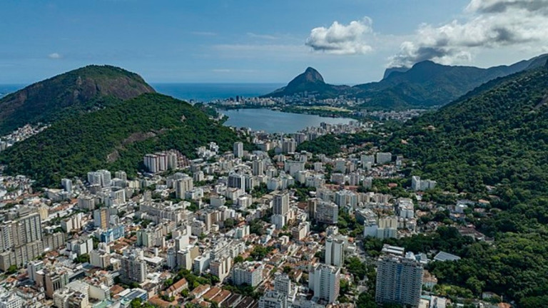 Imagem Apartamento com 2 Quartos à Venda,  em Jacarepaguá - Rio De Janeiro