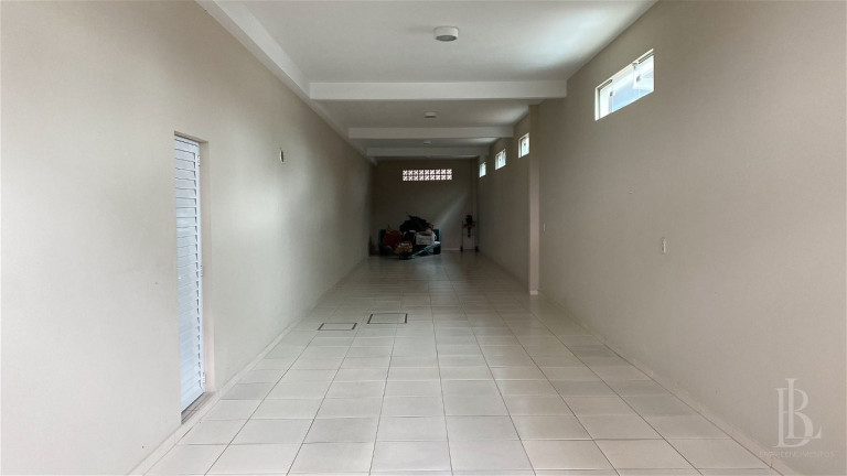 Imagem Casa com 3 Quartos à Venda, 387 m² em Cedros - Camboriú