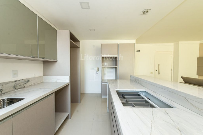 Imagem Apartamento com 3 Quartos à Venda, 130 m² em Centro - Balneário Camboriú