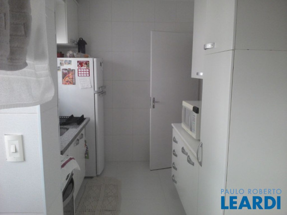 Apartamento com 2 Quartos à Venda, 60 m² em Vila Tibiriçá - Santo André