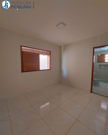 Imagem Casa com 2 Quartos para Alugar ou Temporada, 72 m² em Santa Tereza - Parnamirim