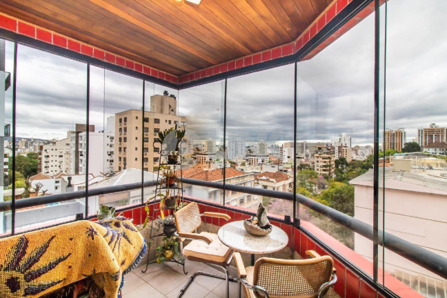 Imagem Apartamento com 3 Quartos à Venda, 157 m² em Rio Branco - Porto Alegre