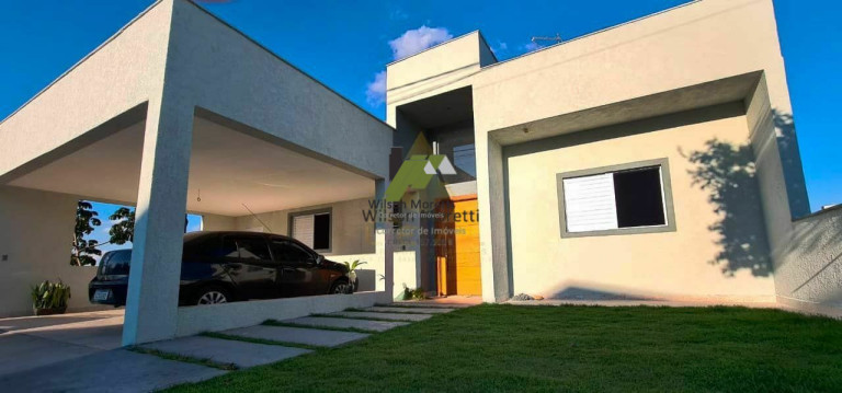 Imagem Casa com 3 Quartos à Venda, 246 m²